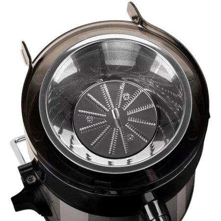 Соковыжималка SCARLETT SC-JE50S18, 800 Вт, стакан 0,6 л, емкость для жмыха 1 л, пластик, сталь/черный
