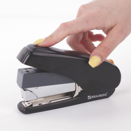 Степлер ЭНЕРГОСБЕРЕГАЮЩИЙ №24/6 - 24/8 BRAUBERG "Easy Press", до 40 листов, БЕЗ УСИЛИЙ, 228742